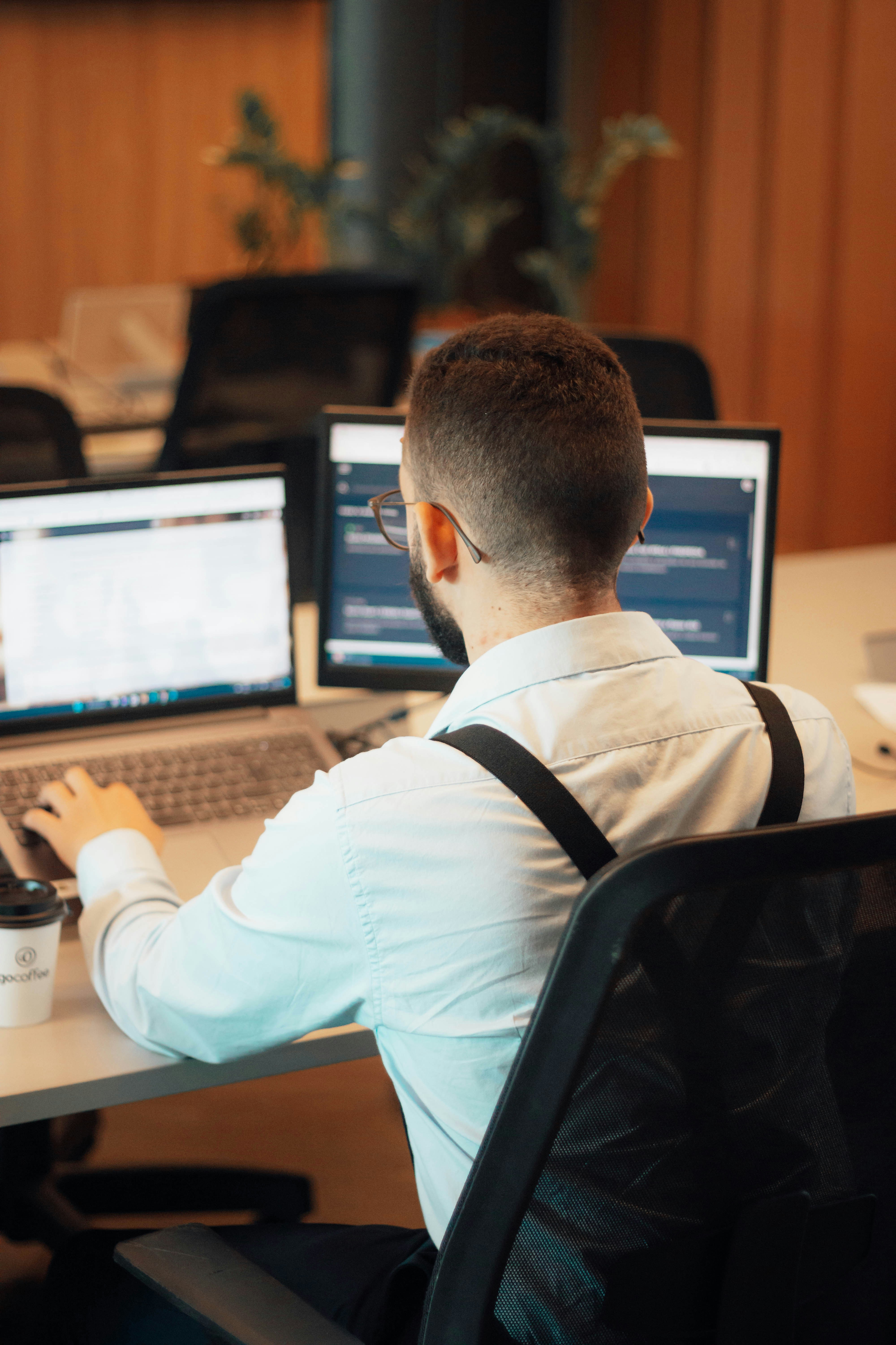 Supplier risk monitoring: why a one-off check isn’t enough